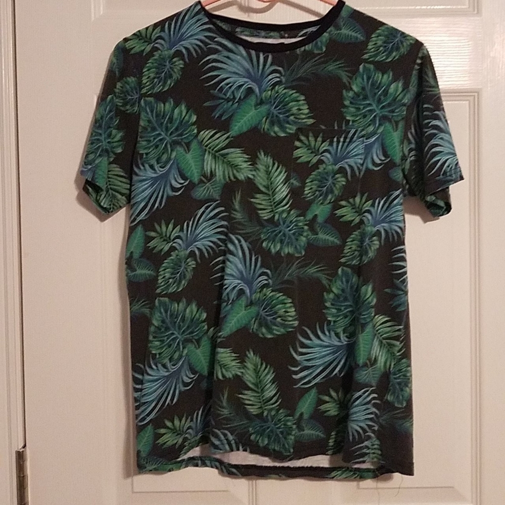 black/green leaf hawaiian shirt chest pocket